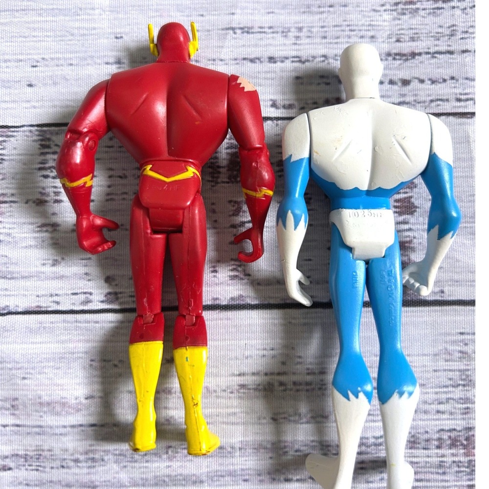 Mattel Justice League Action Figures Blue Flash and Ice Set - Picture 2 of 4